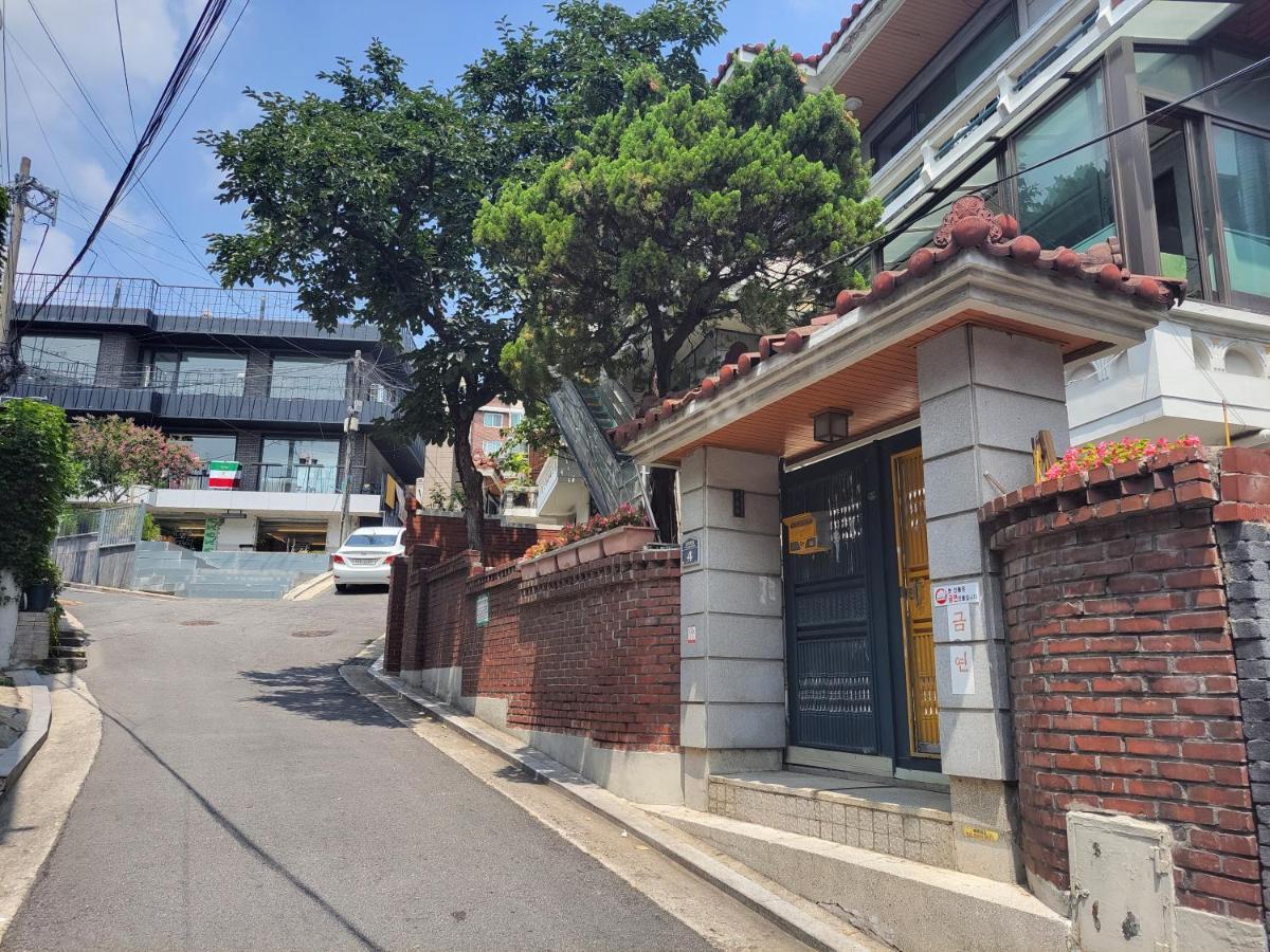 Newly Renovated Hidden Gem #2 别墅 *