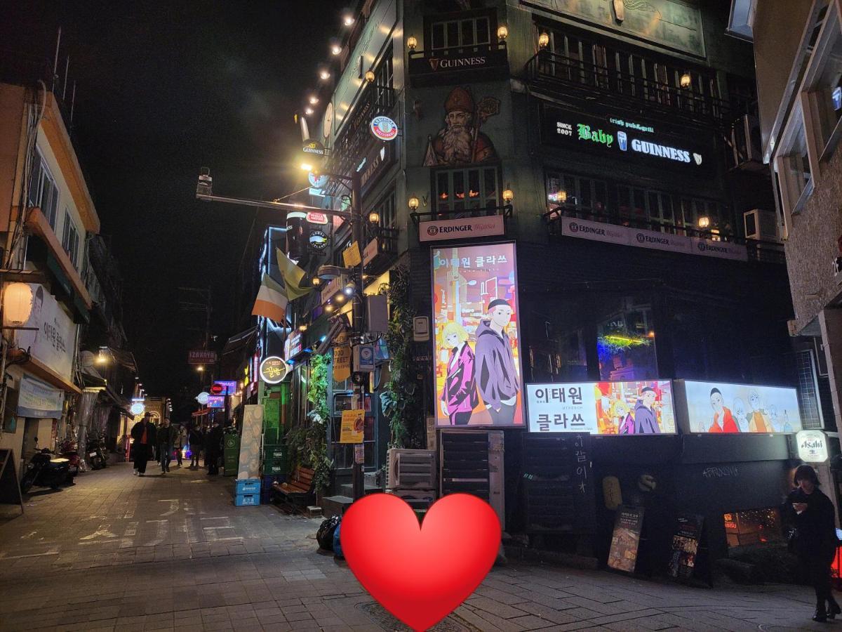 Newly Renovated Hidden Gem #2 别墅